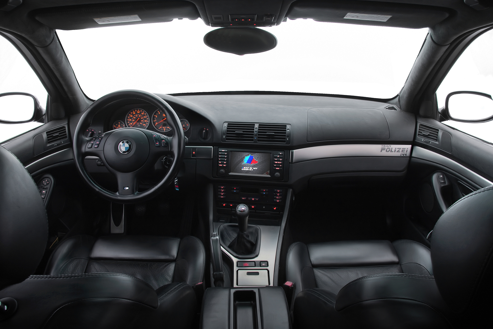 BMW E39 540i model 2003 model yılı iç tasarımı | Parcacix