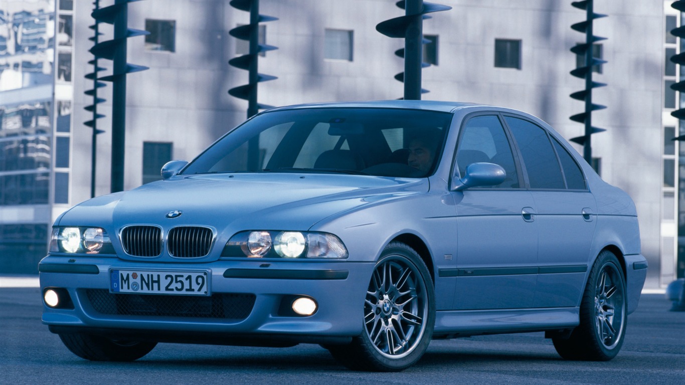4- BMW 5 Serisi kasaları 4. nesil otomobili | E39 Kasa (1996-2003) | Parcacix