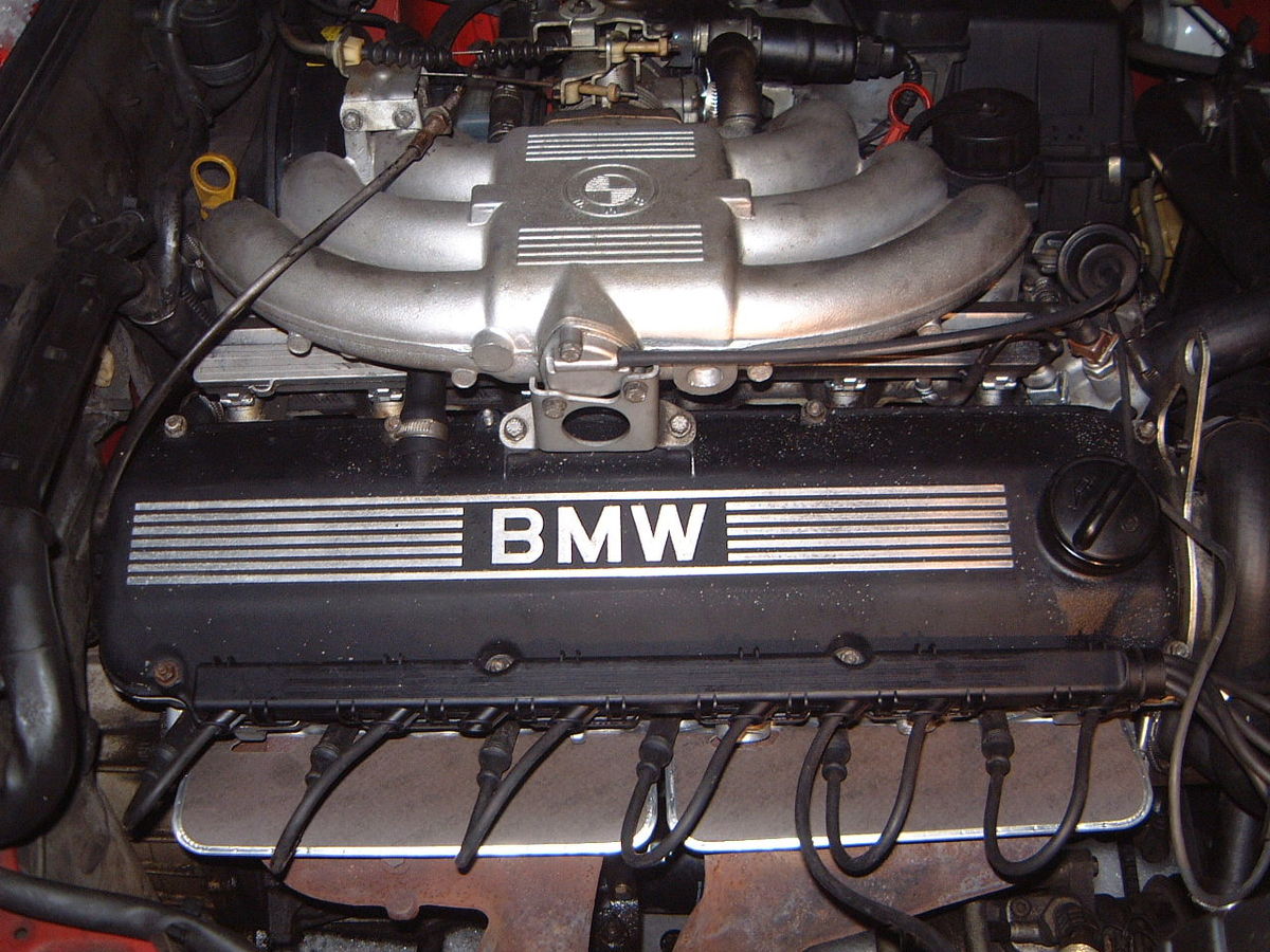 BMW M20b20 motor | Parcacix