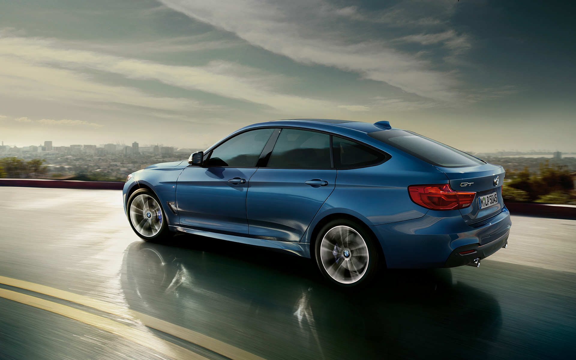 BMW F34 fotoğrafı - Sol arka cephe - Wallpaper | Parcacix